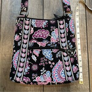 Vera Bradley Triple Zip Hipster in Alpine Floral, like-new condition